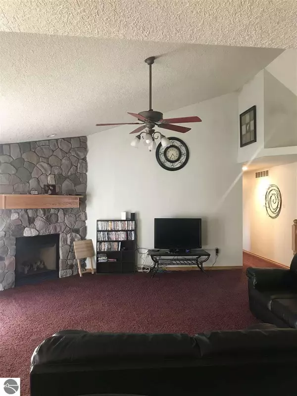 Shepherd, MI 48883,302 Red Maple Lane