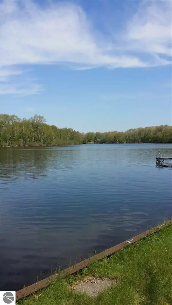 Lake Isabella, MI 48893,1254 Queensway Drive