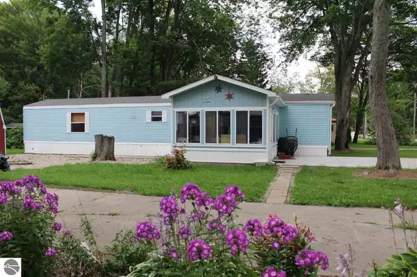 Houghton Lake, MI 48629,242 Kennedy Road