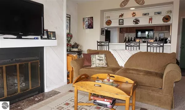 Bellaire, MI 49615,4761 Crossover Drive