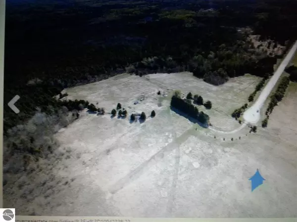 Manistique, MI 49854,1 Road Rd