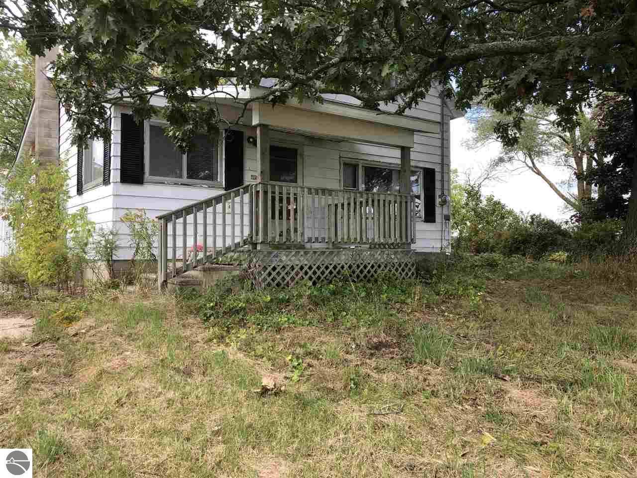 60 S Littlefield Road, Weidman, MI 48893