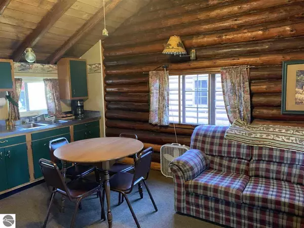 Houghton Lake, MI 48629,12122 W West Shore Drive