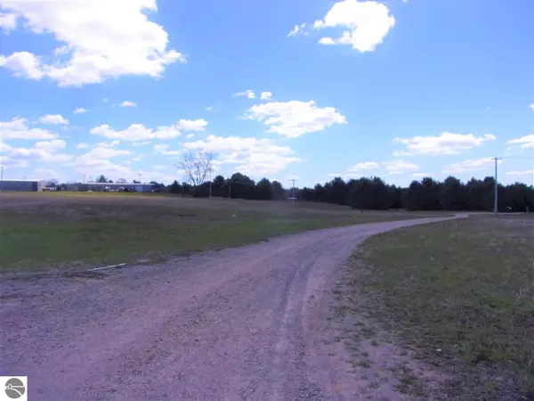 West Branch, MI 48661,0 Fox Run Road