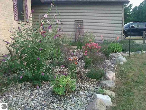 Lake Isabella, MI 48893,1015 Kent Street