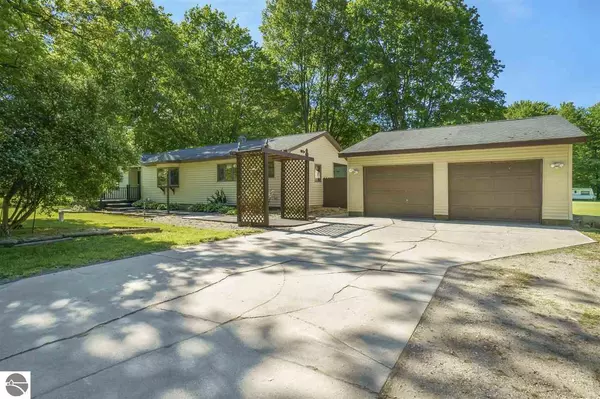 Brethren, MI 49619,16465 Flarity Road