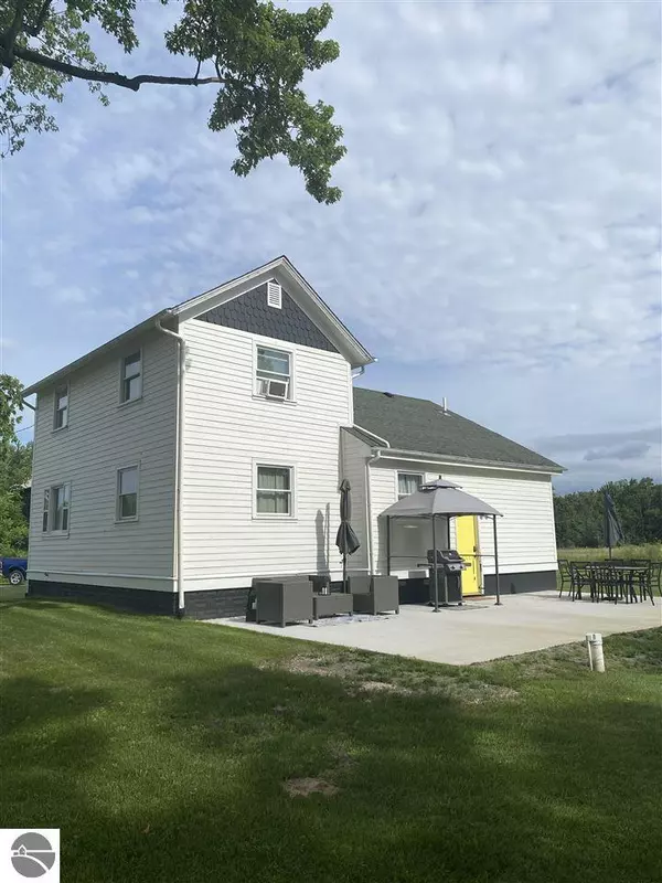 Shepherd, MI 48883,11990 E Millbrook