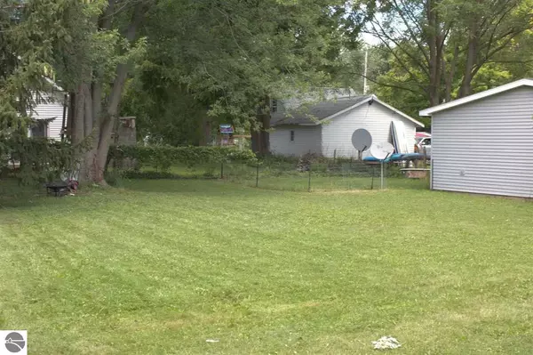 Ithaca, MI 48847,121 N Barnes Street