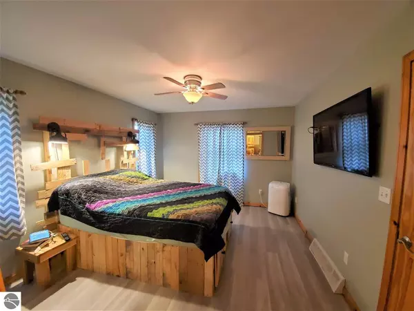 Beaverton, MI 48612,5533 Bard Road