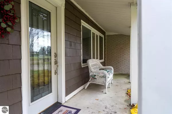 Shepherd, MI 48883,216 Michael Avenue