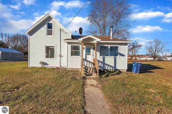 206 S Sabina Street, Mcbain, MI 49657