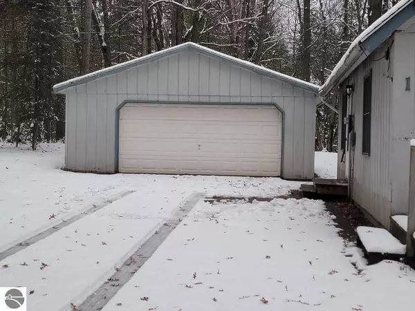 Prudenville, MI 48651,123 Swift Drive