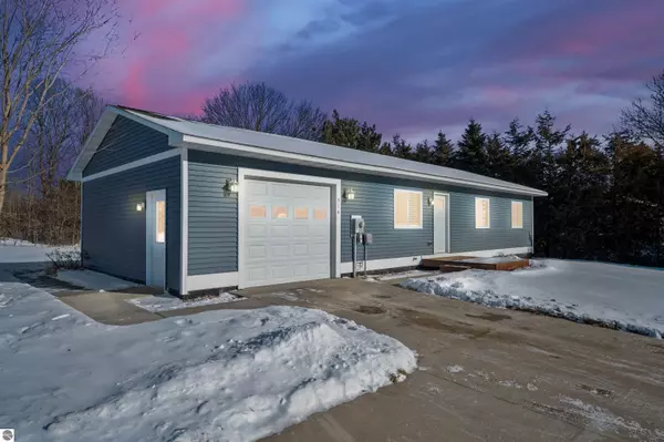 314 Kuhn Drive, Buckley, MI 49626