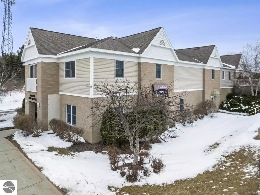 Petoskey, MI 49770,1890 US-131