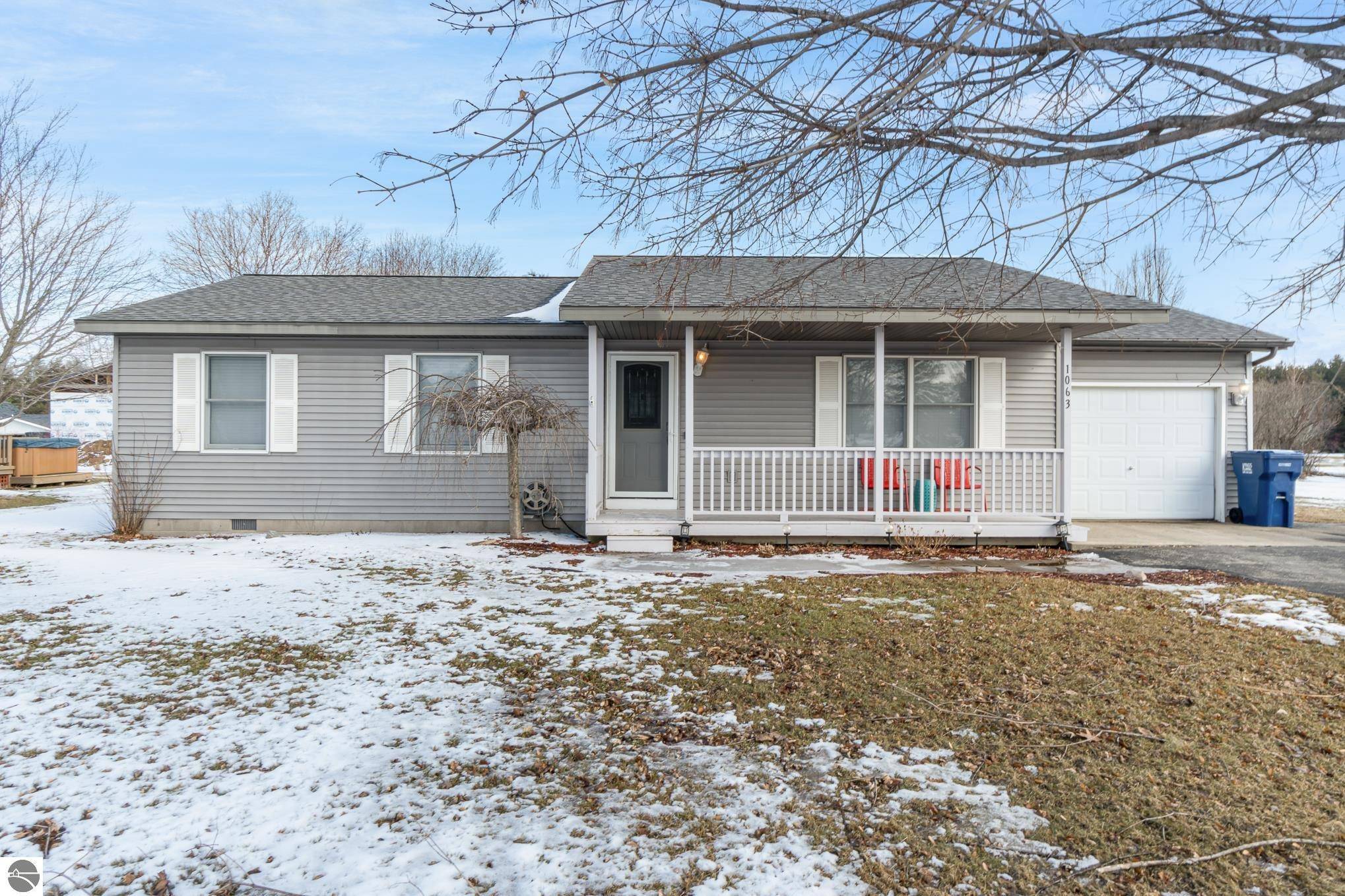 1063 Fairway Drive, Weidman, MI 48893