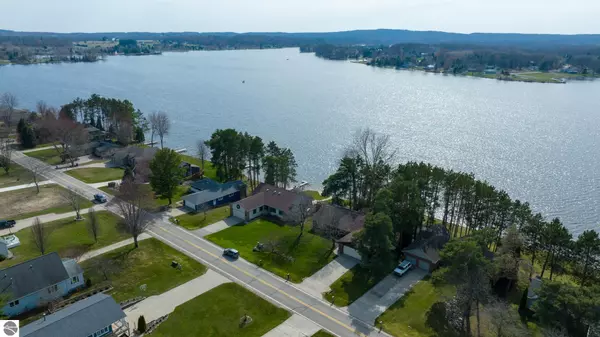 Lake Isabella, MI 48893,1046 Clubhouse Drive