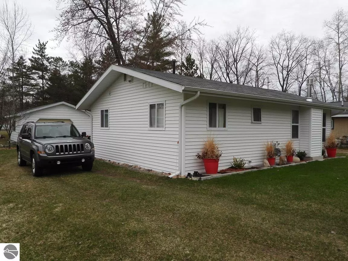 Houghton Lake, MI 48629,112 Dale