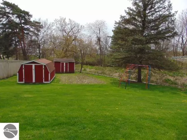 Ithaca, MI 48847,321 W Center Street