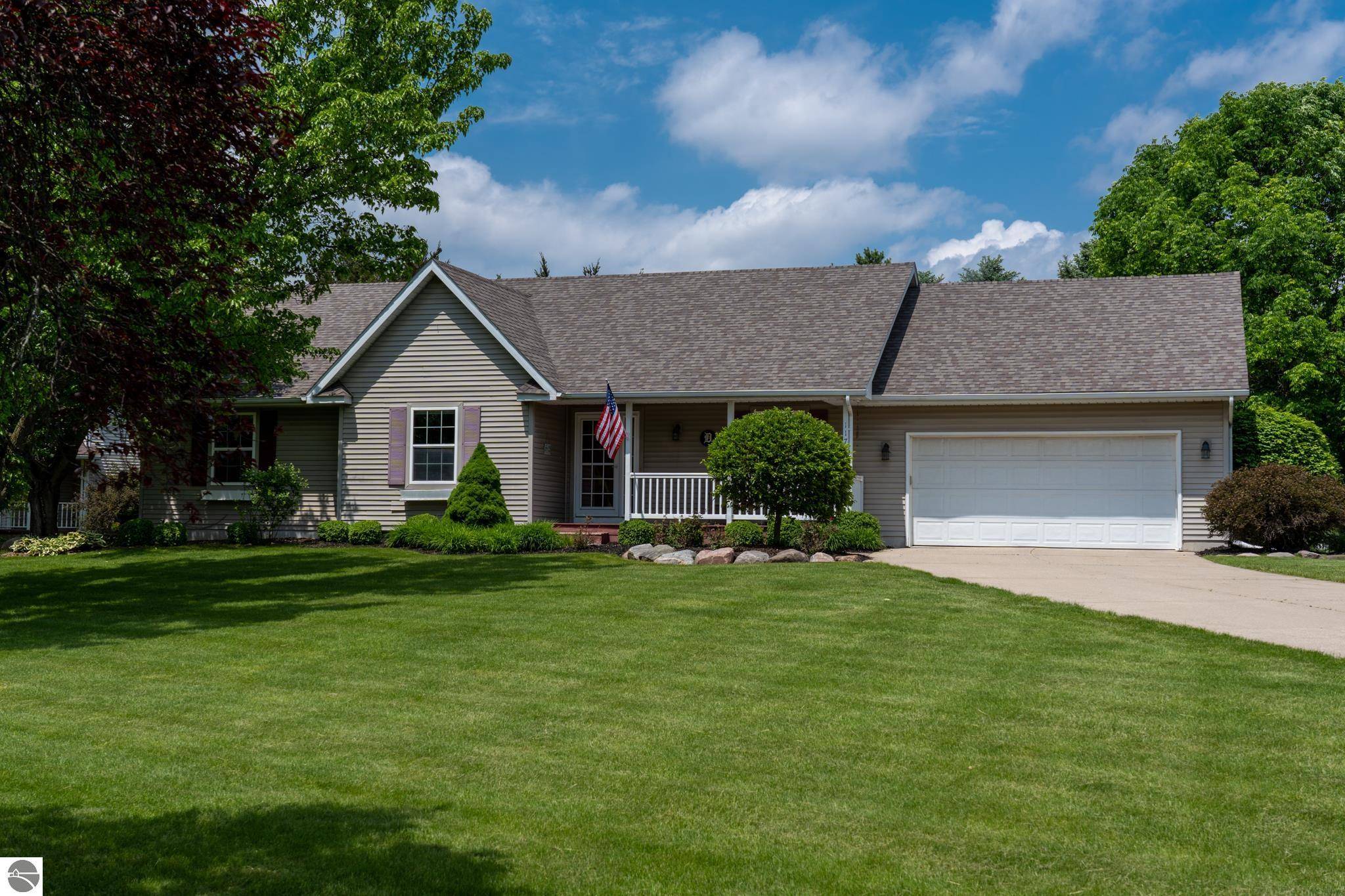 1178 Stoney Creek Lane, Mt Pleasant, MI 48858