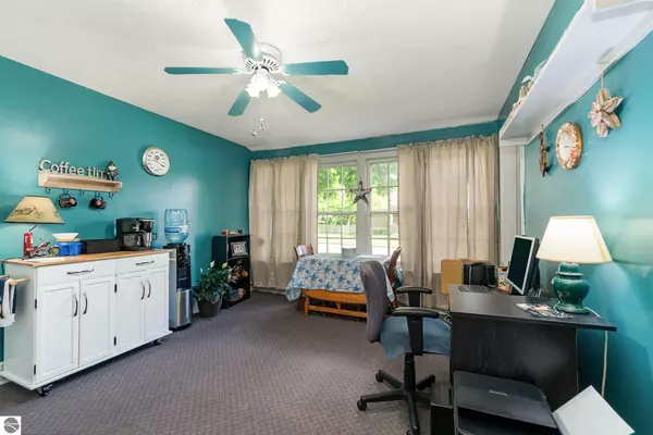 Ithaca, MI 48847,204 S St. Johns Street