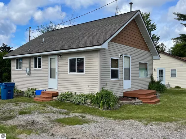 Houghton Lake, MI 48629,113 Ash Street