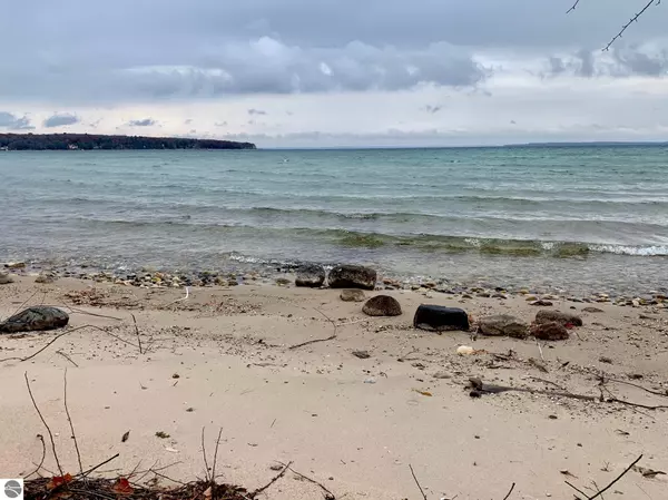 Suttons Bay, MI 49682,0 N West Bayshore Drive