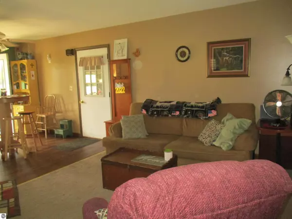 Shepherd, MI 48883,191 E Boulevard Street