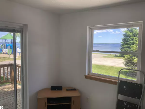 Houghton Lake, MI 48629,114 Hubbard Street