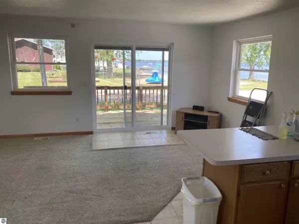Houghton Lake, MI 48629,114 Hubbard Street