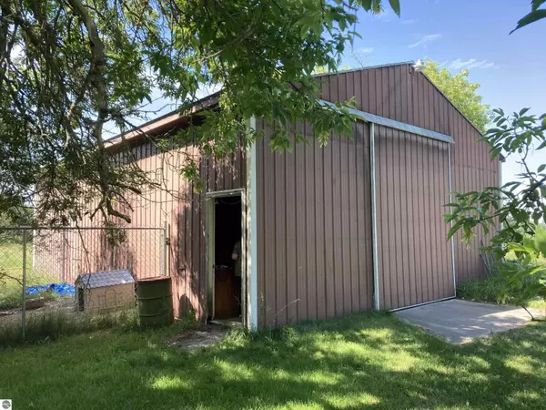 Lupton, MI 48635,1813 Shady Shores Road