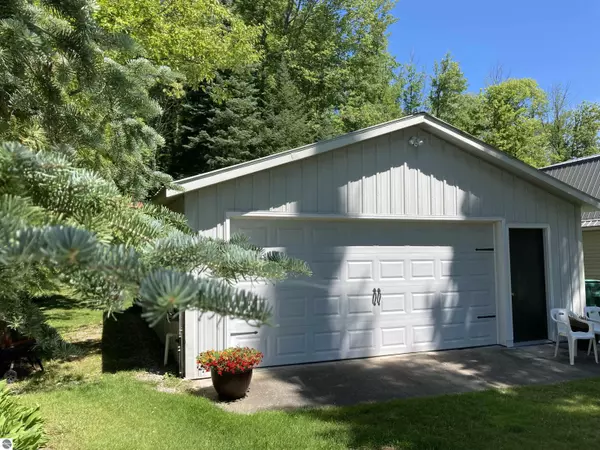 Lupton, MI 48635,3596 South Street