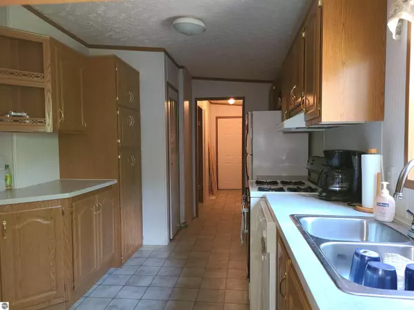 Glennie, MI 48737,4941 Bryant Avenue