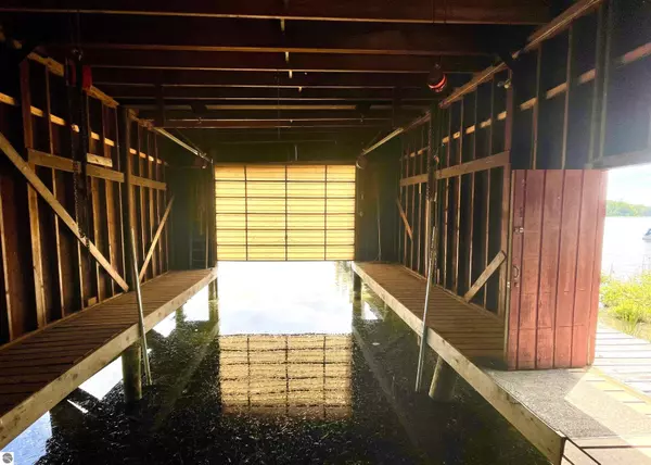 Cheboygan, MI 49721,3245 Canton Road