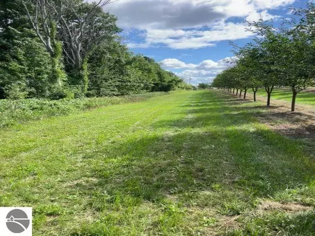 Suttons Bay, MI 49682,N Evergreen Valley Drive