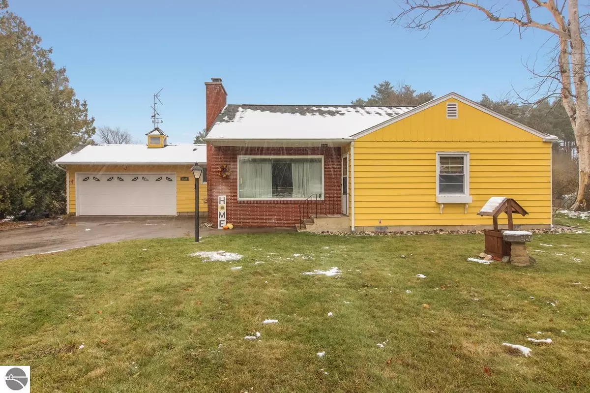 Suttons Bay, MI 49682,1229 S West Bayshore Drive