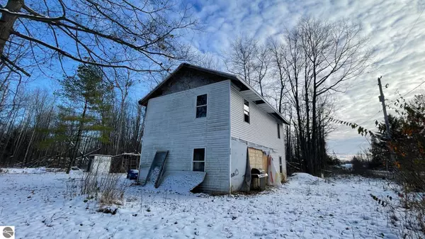 3889 Birchwood, Beaverton, MI 48612