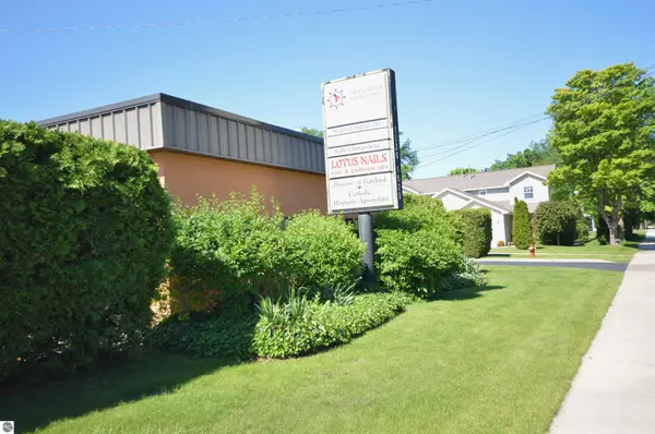 1026 Hannah Avenue, Traverse City, MI 49686