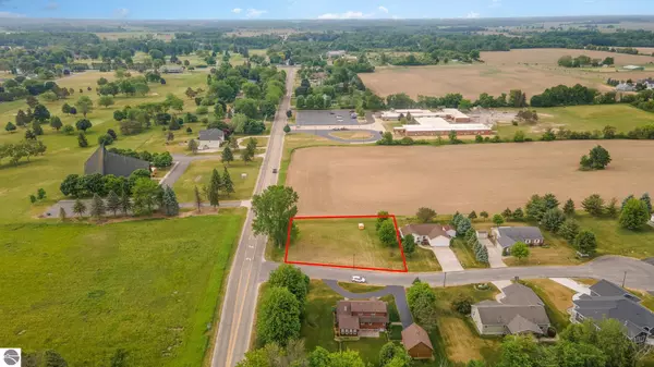 Alma, MI 48801,1505 Luce Court