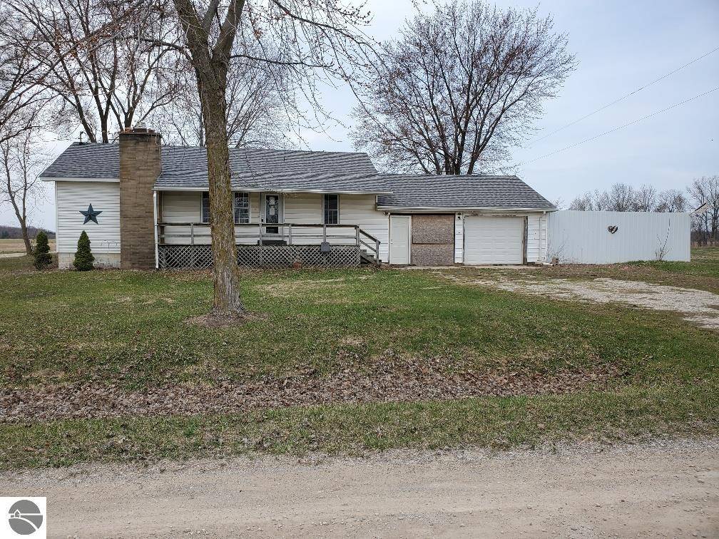 2979 E Denver Road, Rosebush, MI 48878