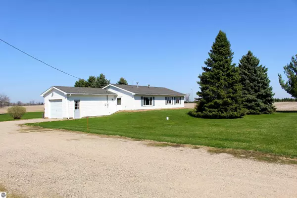 Shepherd, MI 48883,6398 S Leaton Road