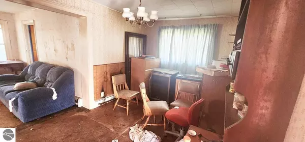 Ithaca, MI 48847,207 S Main Street