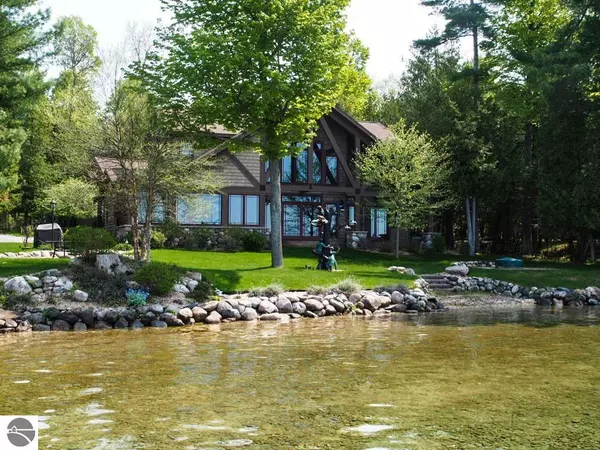 3463 N East Torch Lake Drive, Central Lake, MI 49622