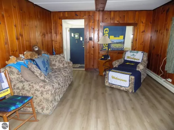 Houghton Lake, MI 48629,108 Crown Drive