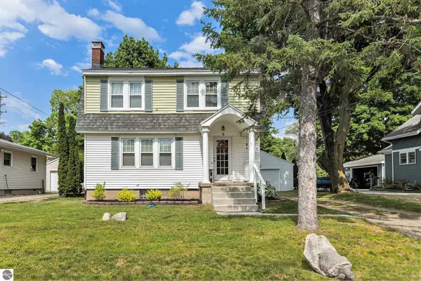 9 Lamoreaux Drive, Comstock Park, MI 49321