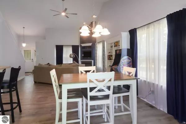 Traverse City, MI 49684,2778 Opal Court