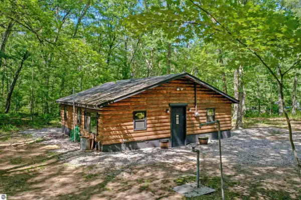 4656 James Street, Wellston, MI 49689