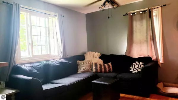 Ithaca, MI 48847,533 N Ithaca Street