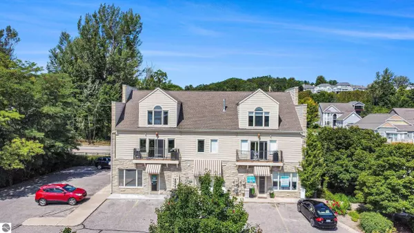 718 N St Joseph Street, Suttons Bay, MI 49682