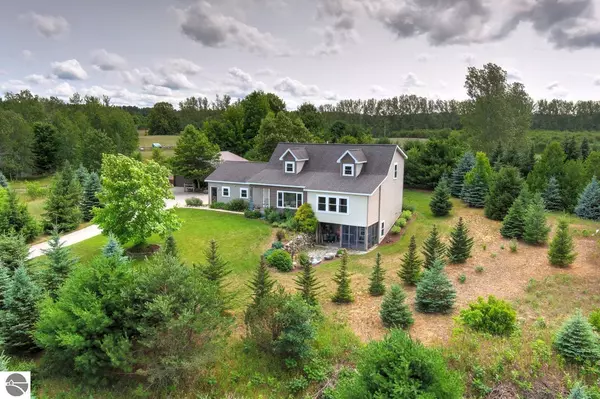 Suttons Bay, MI 49682,9950 E Jade Drive