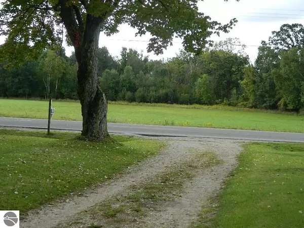 Blanchard, MI 48886,1816 Eisenhower Road